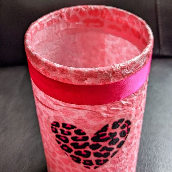 HANDMADE Cheetah / Leopard Heart Glass Candle Holder or Vase - Picture 3 of 8